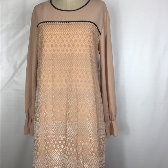 Penelope rose nude tent long sleeve dress - Picture 4 of 8